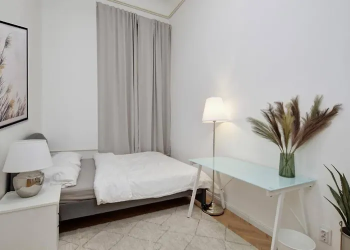 Lovely 3 Bedrooms Apartment In The Jewish Quarter