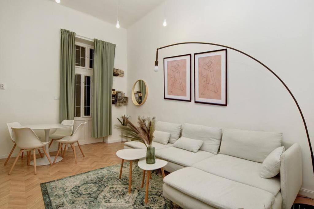 Lovely 3 Bedrooms In The Jewish Quarter בודפשט